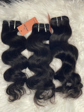Load image into Gallery viewer, Body Wave -Raw Vietnamese Hair